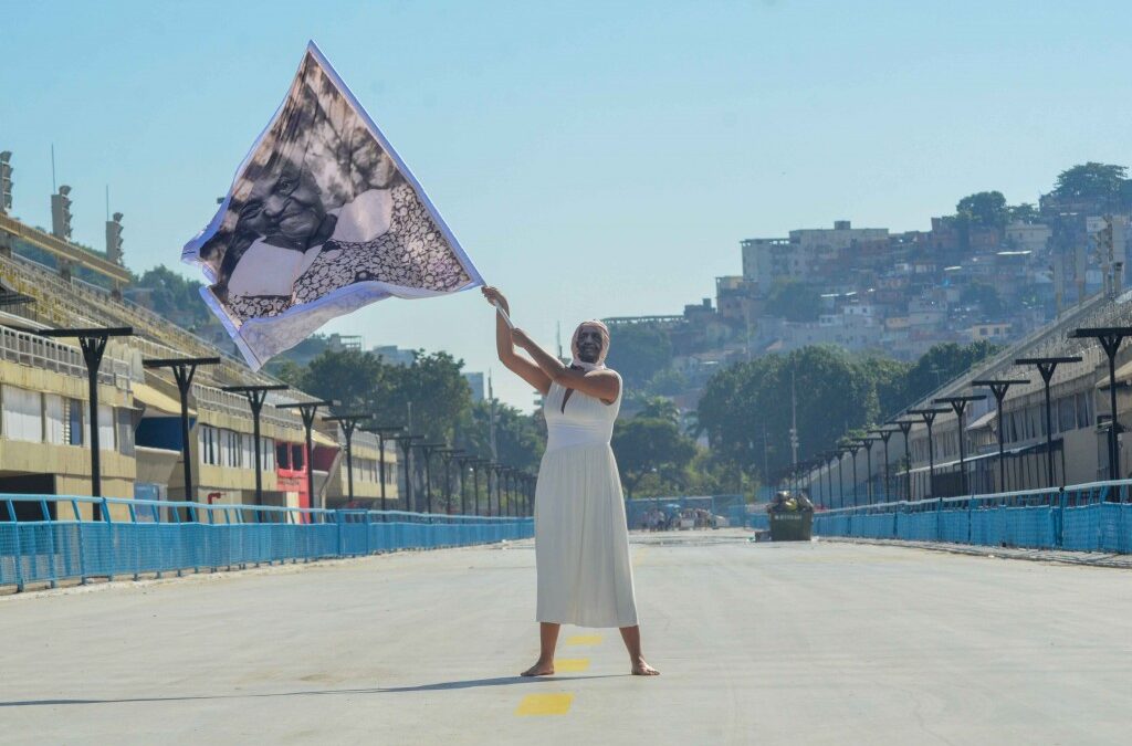 Porta-bandeira do lembrar